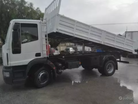 Iveco 7t, 3stranný sklápač